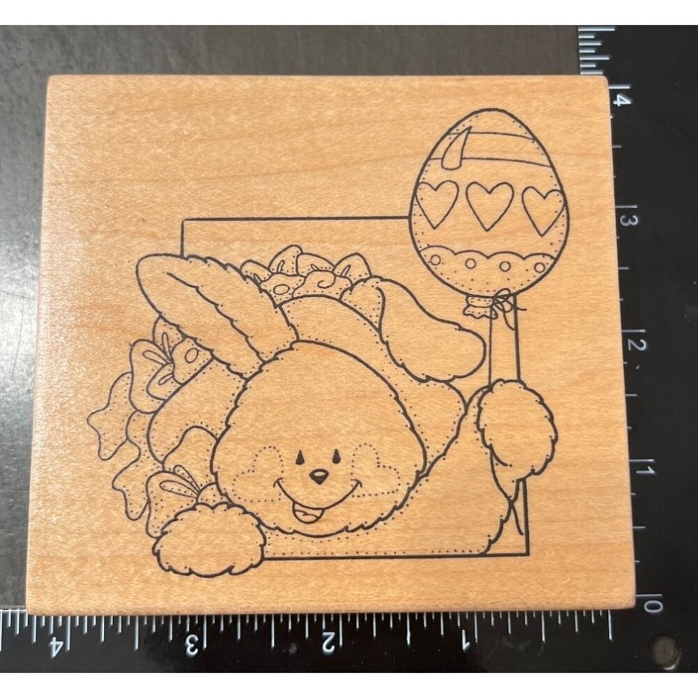 Darcies Wood Mounted Rubber Stamp Easter Bunny With Egg S-3772